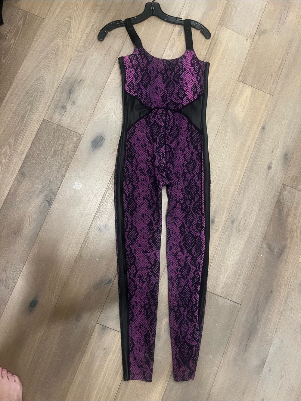 DUNDAS for FRWD Purple Snake-Print Garment with Black Trim